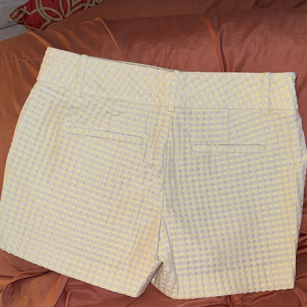 LOFT Cream Textured Women's Shorts - Picture 2 of 3